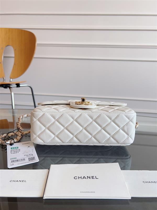 2026131222438761 700